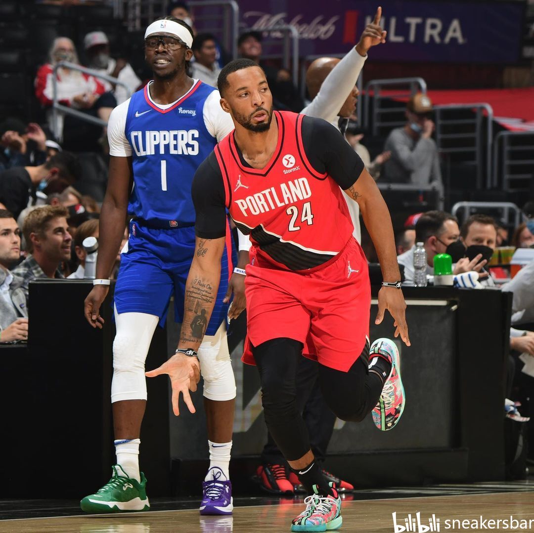 全球足坛无 全球足坛无