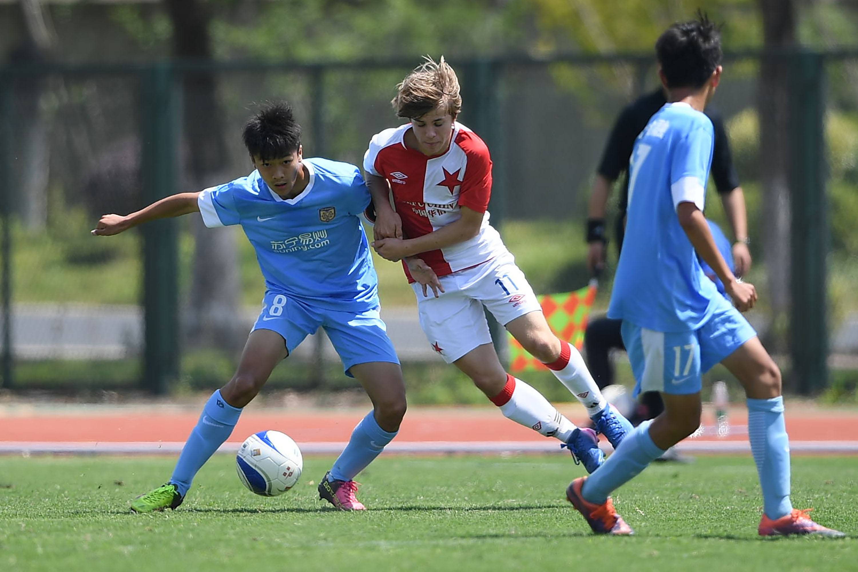 实现文化传 实现文化传