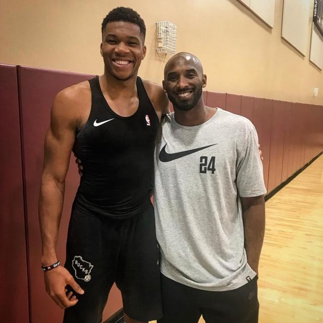 山本由伸共 山本由伸共